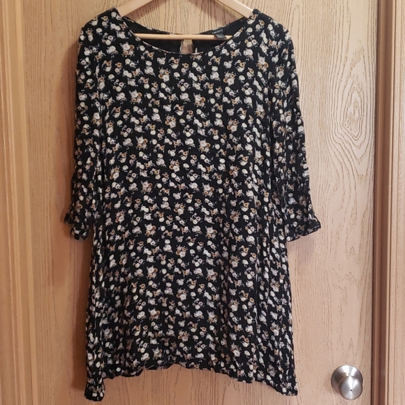 Forever 21 fully lined tan roses on black dress Size Large - Picture 1 of 6